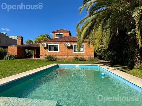 Venta Casa en La Delfina - APTO CRÉDITO - CON RENTA