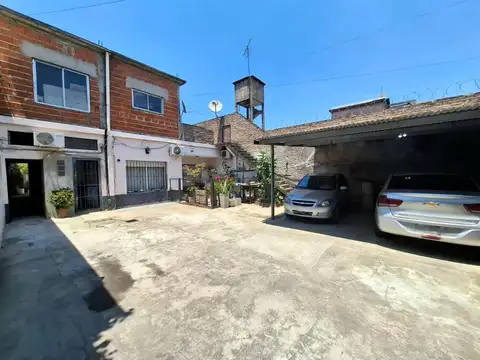 CASA PARA 2 FAMILIAS, EN LOTE 10 X 37