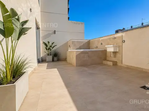 DEPARTAMENTO CON TERRAZA PROPIA