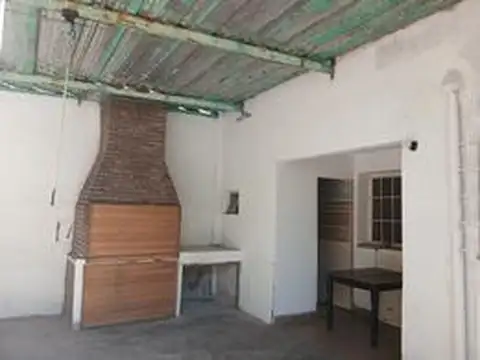 Venta de Casa 3 Dormitorios con Cochera en Casilda