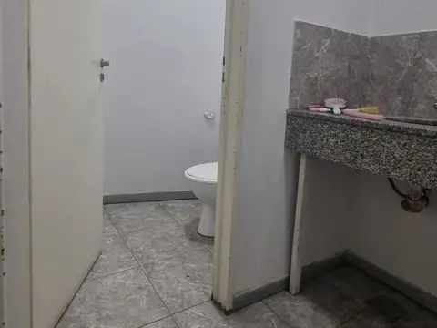 Local en Alquiler 40 años