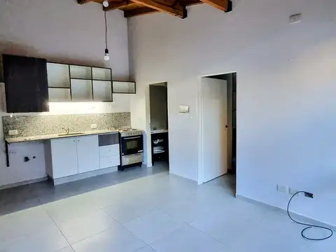 Depto Tipo Casa en Venta de 2 ambientes