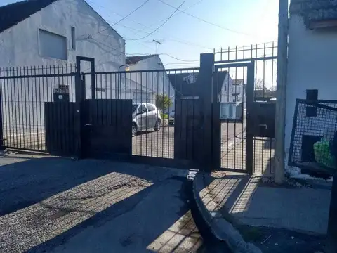 529  y 16 2100, Piso 0