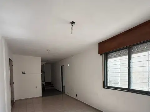 VENTA DEPARTAMENTO TIPO DUPLEX 2 DORM ALBERDI CBA