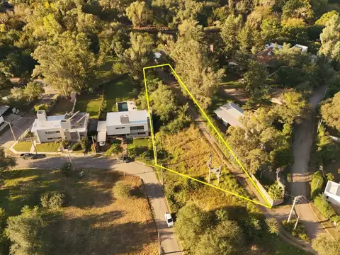 Terreno en Venta en La Carolina, USD 99.000