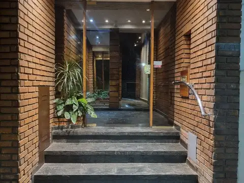 IMPECABLE DEPARTAMENTO 2 AMB. EN INMEJORABLE ZONA DE OLIVOS -  MTS AVENIDA - ESTACION Y ACCESOS