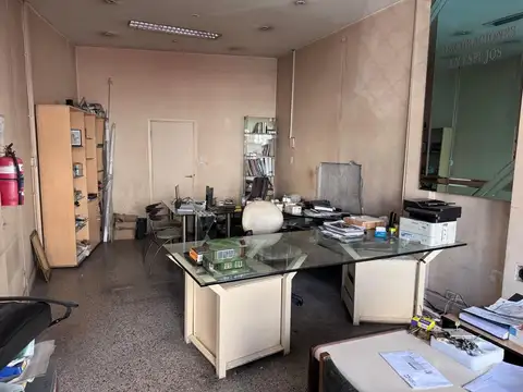 VENTA LOCAL 28m2 en "BALVANERA"