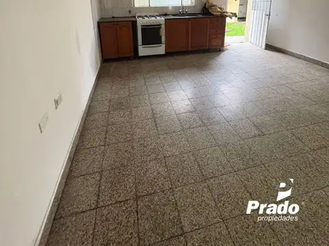Depto Tipo Casa en Alquiler en La Plata, $ 990.000