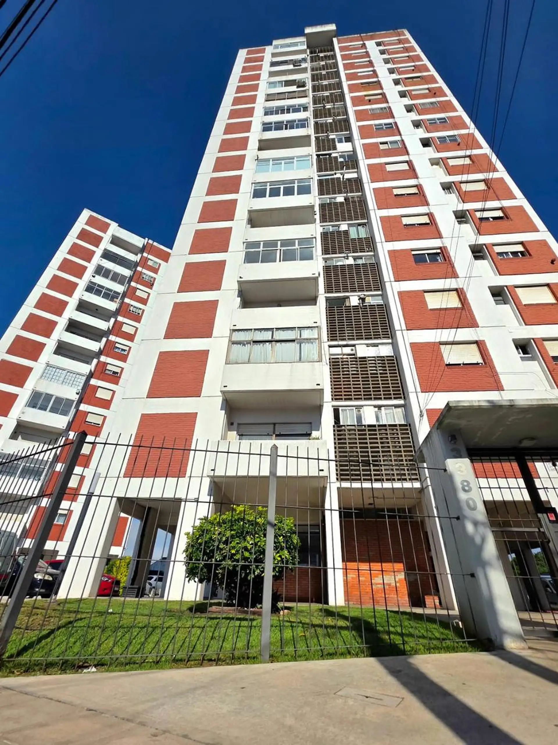 Depto 3 amb, 50m² en piso 15 con balcón y vista panorámica