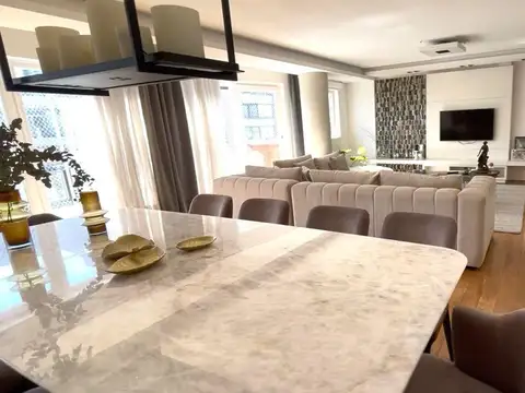 Exclusivo PISO de Categoria  de 4 amb con Dep y 2 Cocheras !! - Villa Urquiza