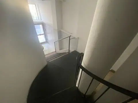 Avenida Hipólito Yrigoyen 7400