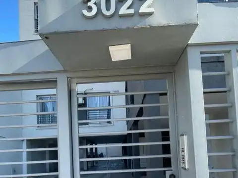 Av Pte Peron 3022 , Piso 4