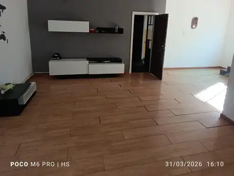 Casa en Venta con 5 cocheras