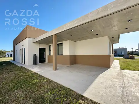 Casa en Venta en Countries y Barrios Cerrados en Ezeiza, USD 240.000