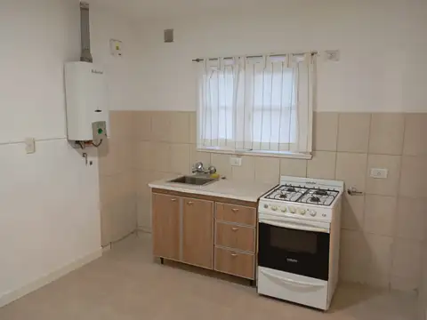 Depto Tipo Casa en Alquiler de 1 dormitorio