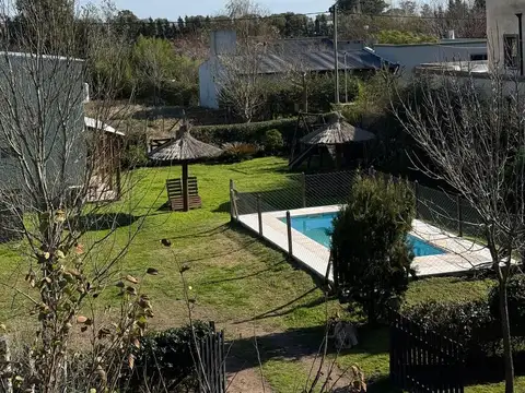 Casa quinta en La Calandria al 300