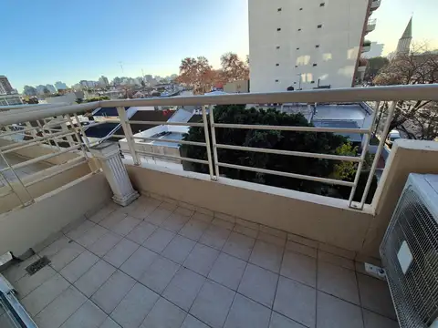Departamento en alquiler, 2 ambientes en Villa Pueyrredon, oportunidad, con parrilla