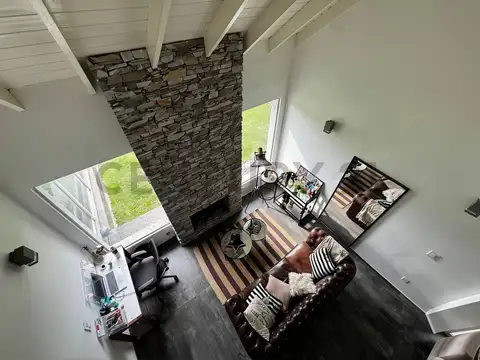 Casa 4 ambientes con 3 baños