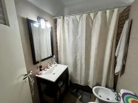 Depto Tipo Casa en Alquiler de 2 dormitorios
