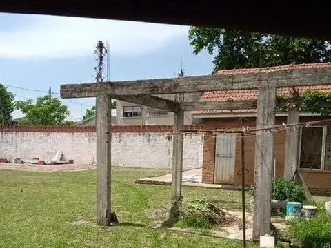 Casa en Venta en José Mármol, USD 130.000
