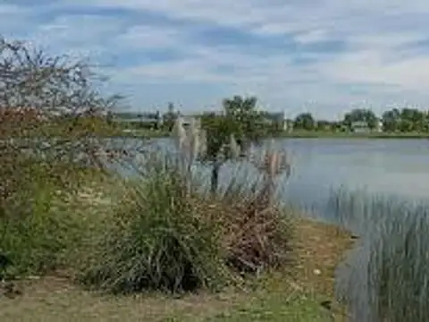 Terreno en Venta de 941,0 m2