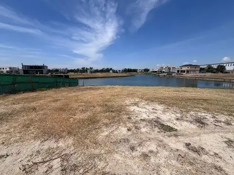 Terreno en Venta de 639,0 m2