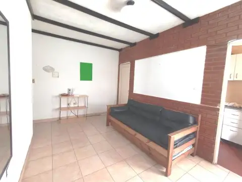 Emilio Mitre 400, Piso 16