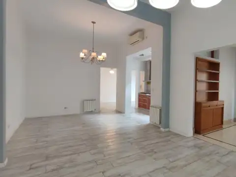 Casa en Alquiler en Quilmes, $ 2.200.000