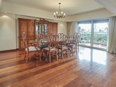 Departamento  en venta en Parque Chacabuco de 4/5 ambientes, 2 cocheras