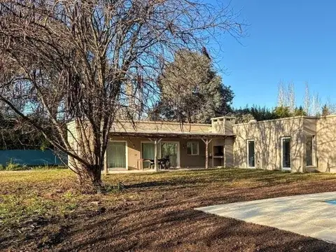 Lindísima casa a estrenar en alquiler anual en Chacras del Ocho al lado de Pilará