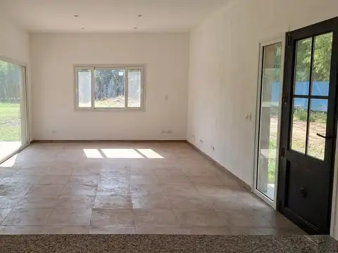 Lindísima casa a estrenar en alquiler anual en Chacras del Ocho al lado de Pilará