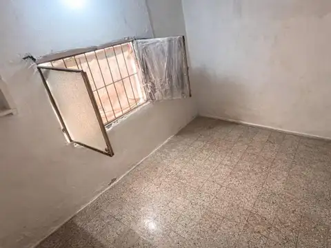Casa 5 ambientes 3 dormitorios. | Mario Bravo al 100