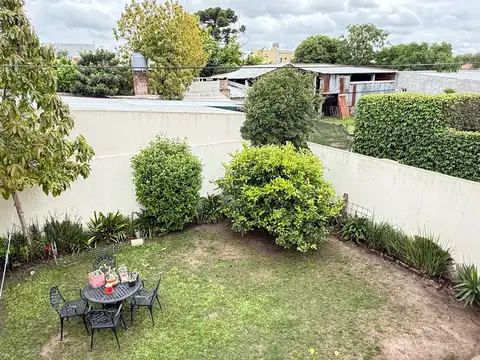 ¡Maravillosa casa en el corazón de la ciudad de Roque Pérez! Alem 1325, entre Belgrano y Rivadavia