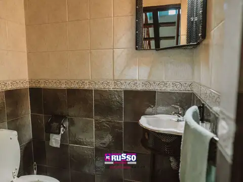 Venta casa 4 ambientes Isidro Casanova