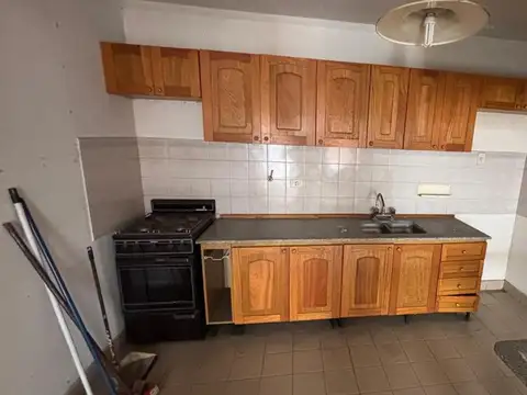 Casa 3 ambientes con 1 baño