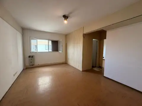 Av Mitre 1000, Piso 13