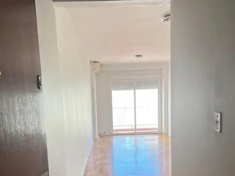 Marcelo T De Alvear 1300, Piso 5