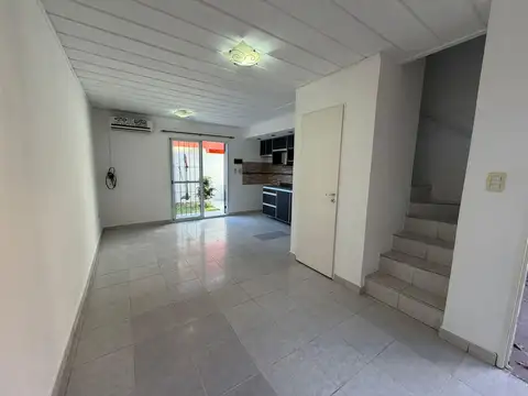 Depto Tipo Casa en Venta en Jose Clemente Paz, USD 45.000