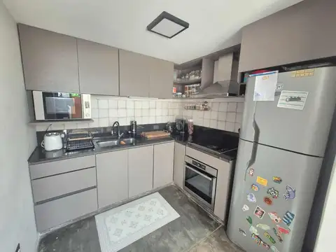Depto Tipo Casa en Venta en Parque Chacabuco, USD 100.000
