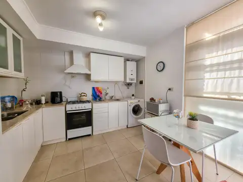 Departamento 4 ambientes con 2 baños
