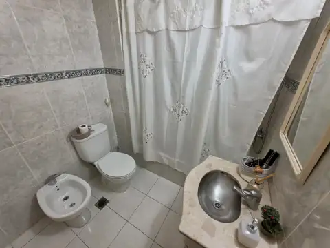 Venta, Semi Piso, 2 dorm, 2 baños, 2 balcones, Cochera y baulera| Zona Río | Rosario