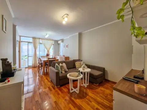 Venta, Semi Piso, 2 dorm, 2 baños, 2 balcones, Cochera y baulera| Zona Río | Rosario