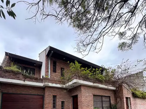 Casa en Venta en Martín Coronado, USD 170.000
