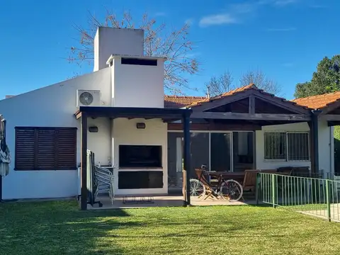 Casa en  venta , 3 amb , Campo Chico Country Club