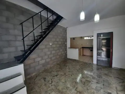 Departamento en Alquiler en Longchamps, $ 550.000