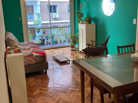 EXCELENTE DPTO 3 AMBIENTES C/DEPENDENCIA EN RECOLETA