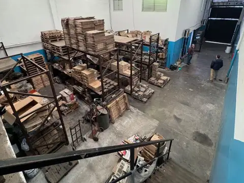 GALPON EN VENTA  - AVELLANEDA