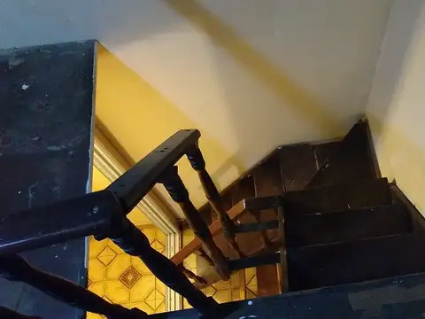 Montevideo 100, Piso PB