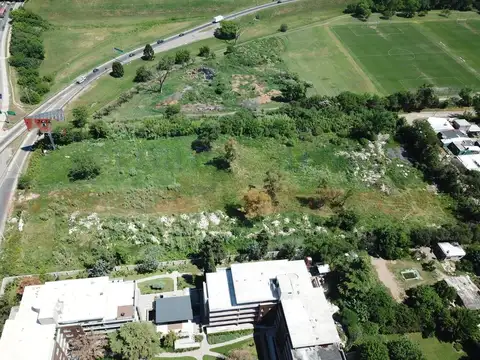 Au. Acceso Oeste Y Camino Del Buen Ayre