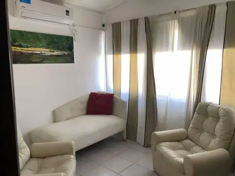 OFICINA VENTA- Centro comercial Santa Maria de Tigre.